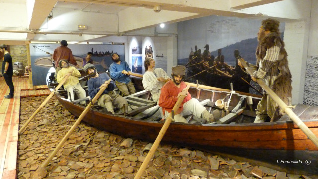 Reproducción a escala de lancha ballenera del siglo XVI, proyecto Albaola, Pasaia.