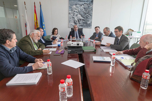 El consejero Oria, presidiendo la Comisión Gestora