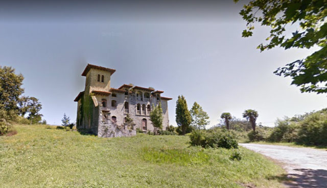 Vista de la Casa Pozo de San Vicente de la Barquera, futuro Centro de Interpretación del Parque Natural de Oyambre.